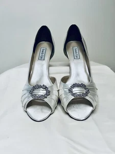 Touch Ups Ivanna 2.5” Dyeable Almond/Peep Toe Pumps Women’s 12W - Men’s 10.5 - Picture 1 of 8