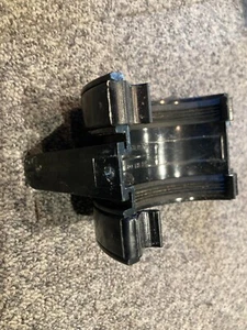 2x Poly-Rohr schwarz 112 mm halbrund Dachrinnenkupplung hergestellt in UK Qualität - Bild 1 von 3