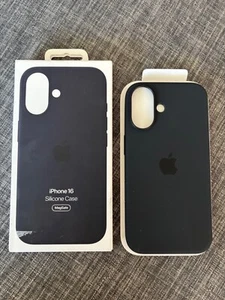 NEW Apple Silicone Case with MagSafe for iPhone 16 - Black - New in Box - Photo 1 sur 4