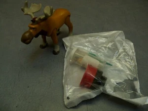 ITT Cannon D38999/26WC35SB Conn MIL-DTL-38999 Circular SKT 22 POS Cable Mount - Picture 1 of 5