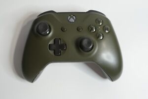 Xbox One Controller Model 1708 Military Green Remote No Battery Pack. UNTESTED