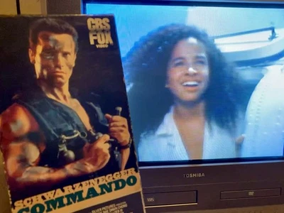 Commando Arnold Schwarzenegger Alyssa Milano VHS 1985 CBS FOX - Image 1 of 4