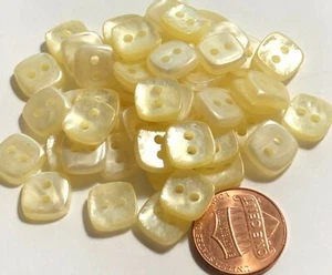 24 Pale Yellow Small Square Pearlized Plastic Buttons 3/8" 10MM # 6245 - Picture 1 of 1