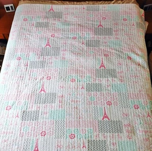 Nicole Miller Kids Paris FULL/QUEEN Quilt and Single Sham Eiffel Tower 88 x 92 - Picture 1 of 10