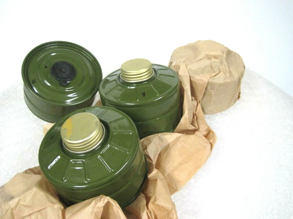 3 Stk NVA  Filter Gasmasken Poppers Gummiartikel Fetisch Rubber Black Style DDR  - Bild 1 von 1