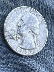 1984 P Quarter error. Doubling/filled letters - Picture 1 of 3