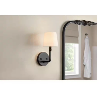 Aplique de pared interior negro Canterwood 1 luz con tela cónica Foto 1 de 4