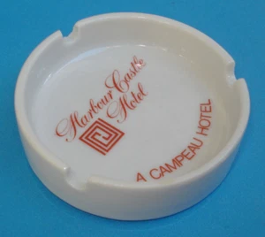 Vintage HARBOUR CASTLE HOTEL TORONTO CAMPEAU CANADA Ash Tray 3.5" Diameter - Picture 1 of 3