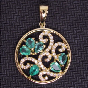 Natural Colombia Emerald Diamond Circle Pendant Jewelry Solid 14K Yellow Gold - Picture 1 of 4