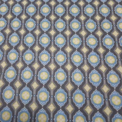 Telas Born Wild BTY Ana Davis Mezcla Blanco Azul Gris Medallón Rayas Foto 1 de 3