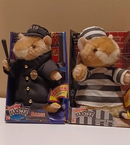 Gemmy Dancing Hamster Jailhouse Rock & Sarge 2001 e 2002 in scatola *ha bisogno di batterie - Foto 1 di 2