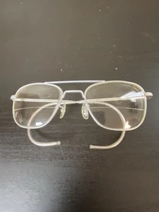 VIDRIOS DE AVIADOR ENVOLVENTES ÓPTICOS AMERICANOS VINTAGE 6 1/2" - Imagen 1 de 9