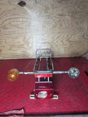 Portaequipajes trasero Suzuki FA50 1989 con conjunto de luz de freno intermitente indicador  Foto 1 de 4