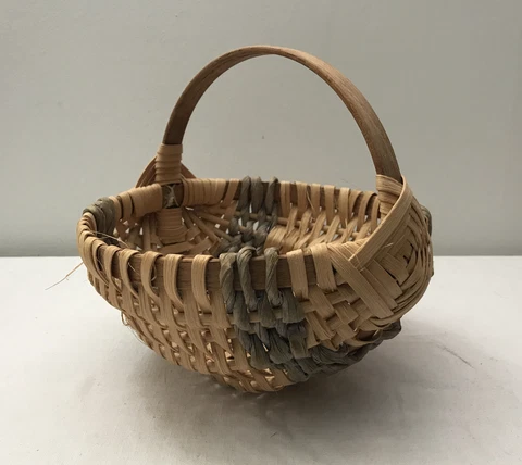 Miniature Buttocks Berry Basket 8.5” Diameter 9”High With Handle 4” Without Cover