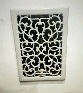 ANTIQUE CAST IRON ENAMELED PROCLEIN VICTORIAN GRATE HEAT VENT C.1900-1910 - Picture 1 of 6