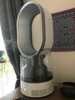 Dyson AM10 0.8 Gallons Humidifier & Fan White/Silver, With Warranty,Lightly Used - Image 1 of 4