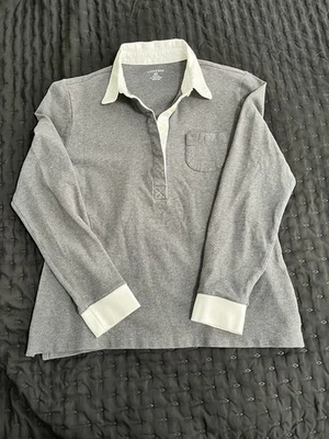 Camisa polo Lands’ End gris manga larga para mujer talla M blanca cuello y puños Foto 1 de 4