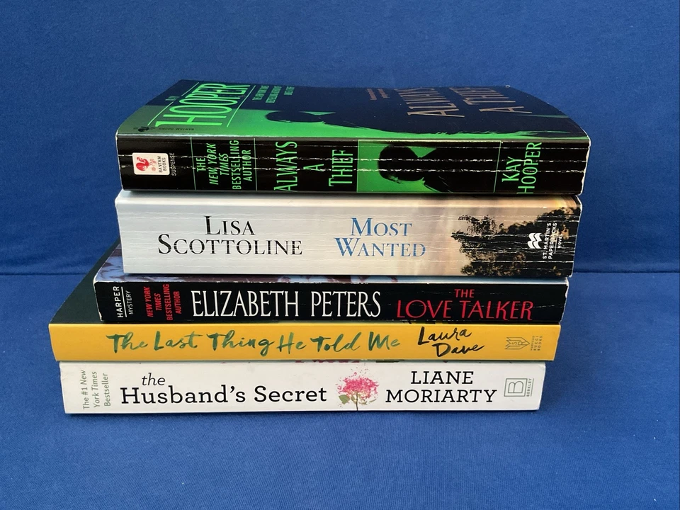 Lot of 5 - Mysteries by Laura Dave, Liane Moriarty & Others PB - Image 1 of 4