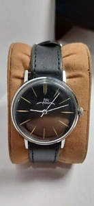 Luch de Luxe Ultra Slim Wrist Watch Soviet Men's Vintage Mechanical Watch USSR - Picture 1 of 19