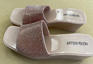 Olivia Miller Womens Open Toe 2" Wedge Heel Sandals Gold Crystals Size 7 M NEW - Picture 1 of 7