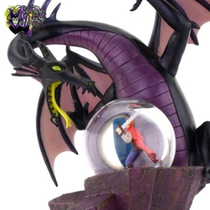 DORNRÖSCHEN~MALEFICENT AS DRAGON & PRINCE PHILLIP~SCHNEEKUGEL~DISNEY~MIB - Bild 1 von 19