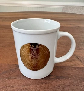 Tazza caffè vintage ambasciata americana Cairo Egitto sigillo oro - Foto 1 di 7