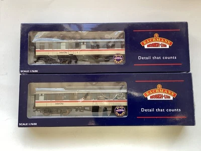 Bachmann OO 2 off BR Mk1 Coaches. Boxed - Image 1 of 4