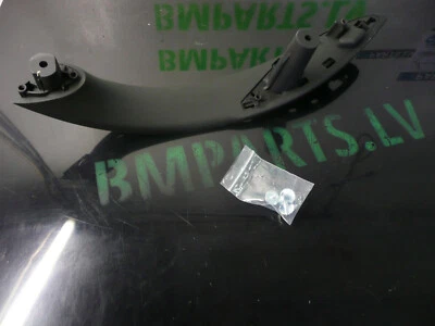 NEU BM BMW F30 F31 F80 & LCI TÜRZUGGRIFF STÜTZE HINTEN LINKS SCHWARZ 7281465 - Bild 1 von 2