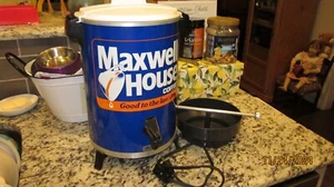 Vintage Maxwell House West Bend 30 Cup Coffee Percolator Pot - Picture 1 of 6