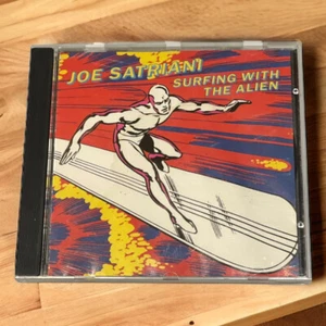 Joe Satriani - Surfing With The Alien CD (1987, Relativity Records) Black Text - Picture 1 of 5