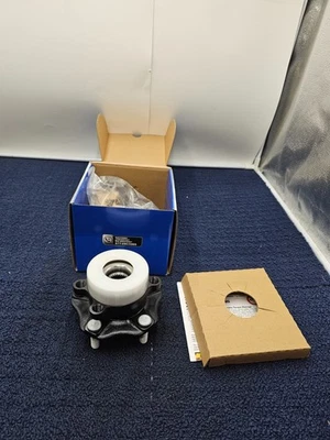 91-556352 Wheel Bearing / Hub Assembly Fits 2019 Nissan NV200 Nissan Sentra - Image 1 of 4