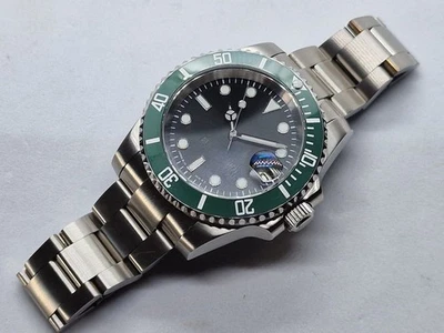 Modded Watch Green Bezel NH35 Automatic | Sapphire | 300M Diver Style - Image 1 of 3
