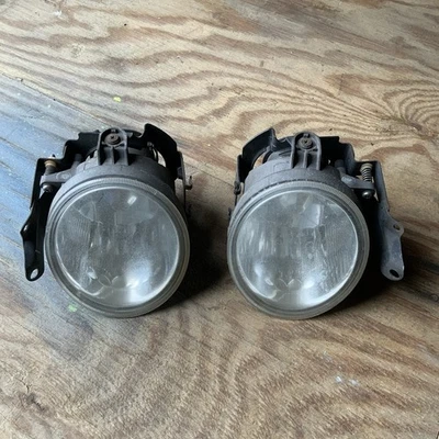Juego de luces antiniebla derecha e izquierda Subaru Forester 2003-2005 fabricante de equipos originales de fábrica par derecha derecha Foto 1 de 4
