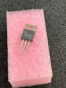 KIA78018AP - - 1.5A Fixed 18V Positive Voltage Regulator - Picture 1 of 1