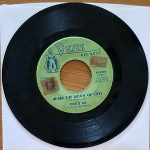 Curtis Lee...."Under The Moon Of Love & Beverly Jean" 45 RPM 7" Vinyl Record - Foto 1 di 2