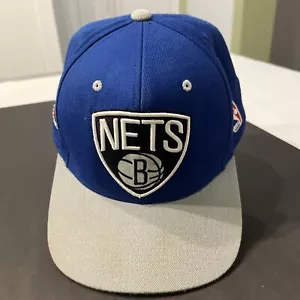 Kappe Brooklyn Nets Mitchell & Ness Druckknopflasche blau NBA Eastern Conference - Bild 1 von 8