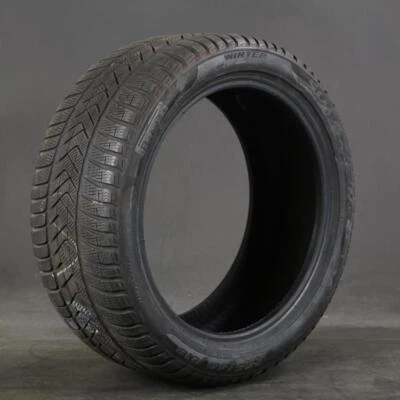 1x Winterreifen Pirelli Sottozero Winter 3 255/40 R18 99V * RSC xx18 5mm - Bild 1 von 2