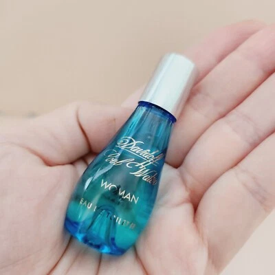 Eau de Toilette Cool Water de Davidoff para mujer 0,17 fl oz/5 ml salpicaduras en miniatura Foto 1 de 4