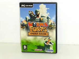 Worms Forts Under Siege - Pc Cd Rom - Sega / Team 17 - Versione Italiana - Foto 1 di 6