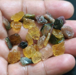 29 Piezas Excelente Multi Turmalina Cruda Tamaño 11-15 MM Multi Turmalina Piedra Áspera - Imagen 1 de 6