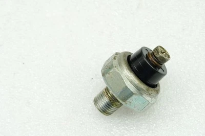 Kawasaki En 500 En 500A Interruptor de Presión de Aceite Original (para Motor ) - Imagen 1 de 3