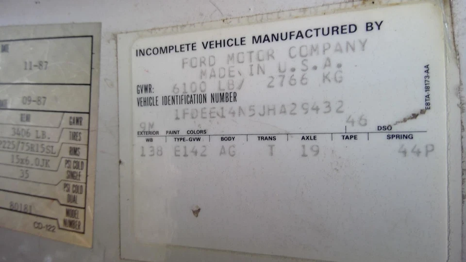 Radiator 6 Cylinder 26-1/4" Wide 2" Thick Fits 77-79 87-89 FORD E150 VAN 1287451 - Image 1 of 4