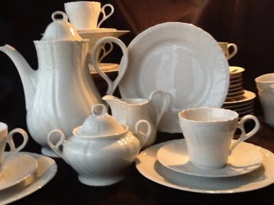 edles Bareuther Porzellan weiß Barock Relief Kaffeeservice für 12 Pers. NEUWARE - Bild 1 von 4