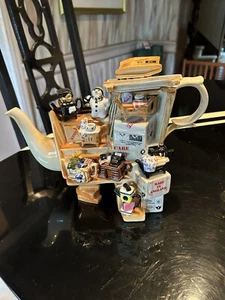 RARE CARDEW LIMITED EDITION MARKETPLACE STALL #713 of 5000 - Picture 1 of 3