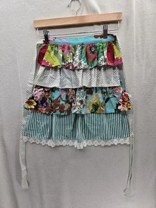 FUNCIÓN Medio delantal vintage floral 100 % algodón colorido con volantes en capas para niña - Imagen 1 de 5