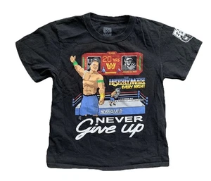 Camiseta Negra Juvenil M John Cena Never Give Up 20 Años WWE - Imagen 1 de 6