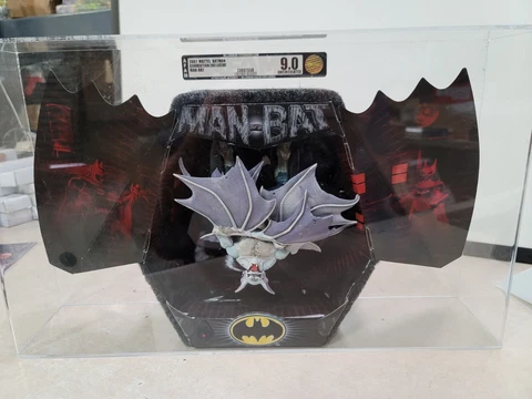 2007 Mattel Batman Convention Exclusive Man-bat Graded 9.0 READ Cover