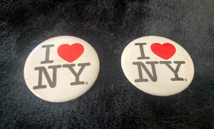 Vintage Pair of "I LOVE NY" Buttons.....Great Condition! - Picture 1 of 2