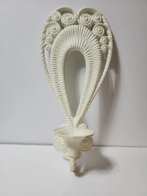 Aplique Burwood 1278-1 crema pergamino 17 pulgadas X 8 pulgadas (vidrio votivo excluido) Foto 1 de 4