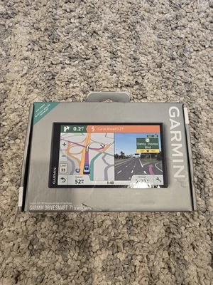 DriveSmart 71 EX with Traffic, 7-inch Car GPS Navigator with Bright, Crisp High- - Image 1 of 4